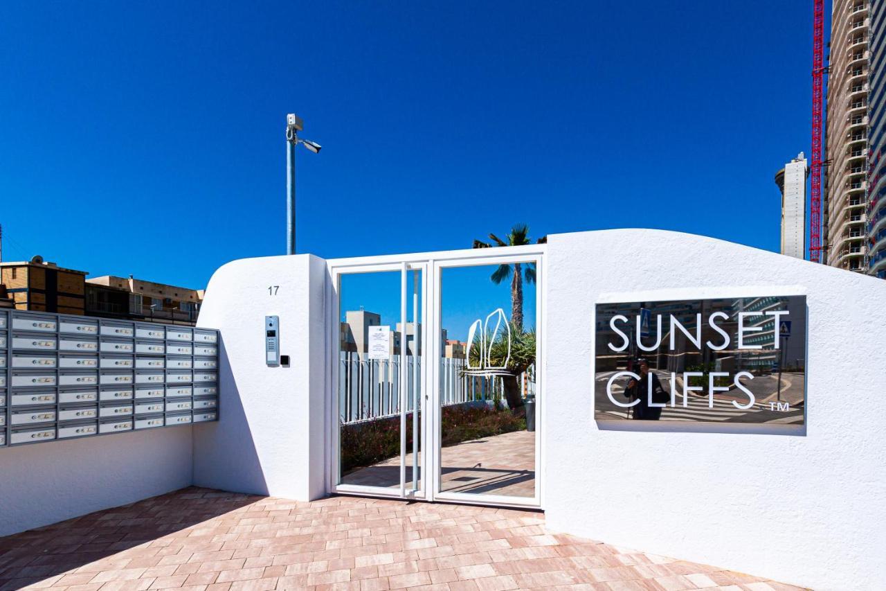 Sunset Cliffs Sea & Sky Apartments Бенідорм Екстер'єр фото
